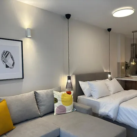 Kono & * テッサロニキ