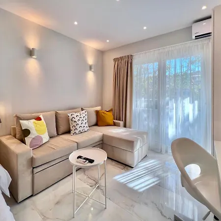 Kono & Apartman Szaloniki