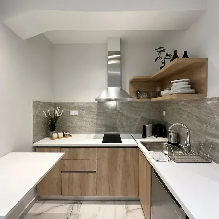 Kono & Apartment *
