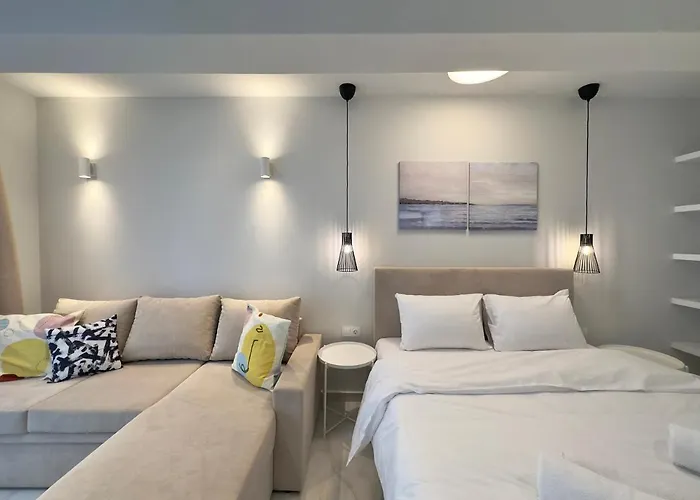 Kono Studios&suites Apartamento Tesalónica